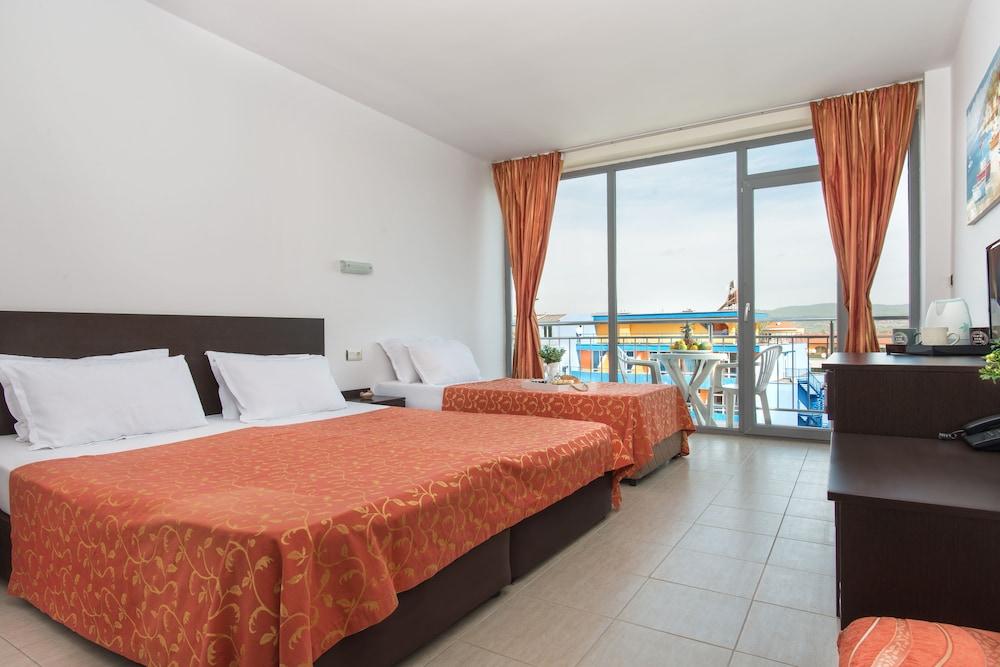 סאני ביץ' Tm Deluxe Hotel מראה חיצוני תמונה