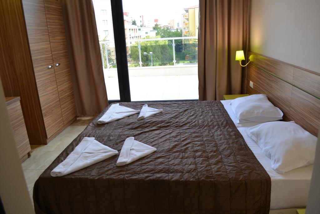 סאני ביץ' Tm Deluxe Hotel מראה חיצוני תמונה