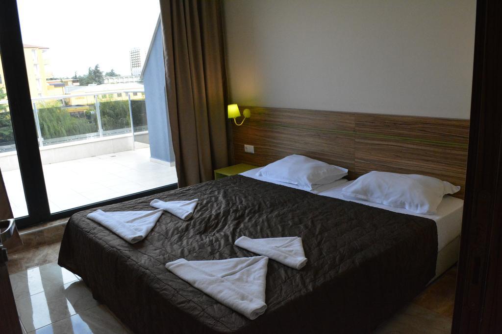 סאני ביץ' Tm Deluxe Hotel מראה חיצוני תמונה